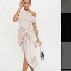 CHAMPAGNE OFF THE SHOULDER SATIN DRAPED SKIRT MIDI DRESS